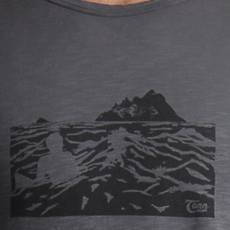 Skelligs Tee Grey