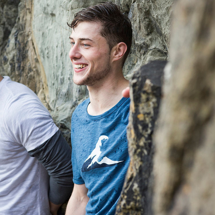Irish Coast Wave Tee Dark Blue